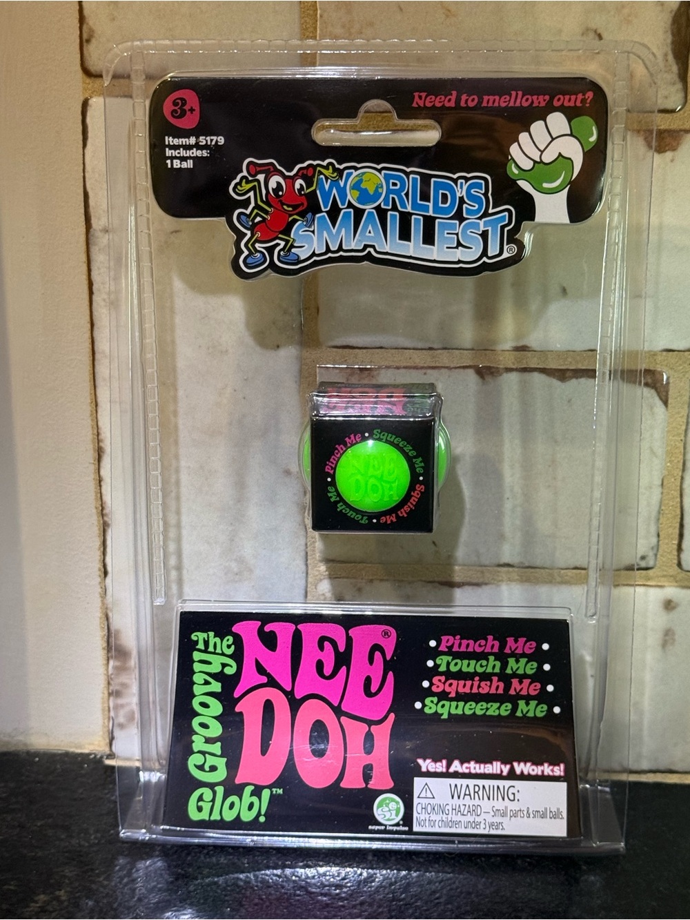 NeeDoh The World’s Smallest NeeDoh Groovy Glob - Green